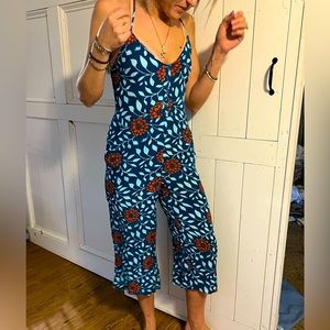 Sadie & Sage Anthropologie| Floral jumpsuit |  Cropped Flared bottoms | Small